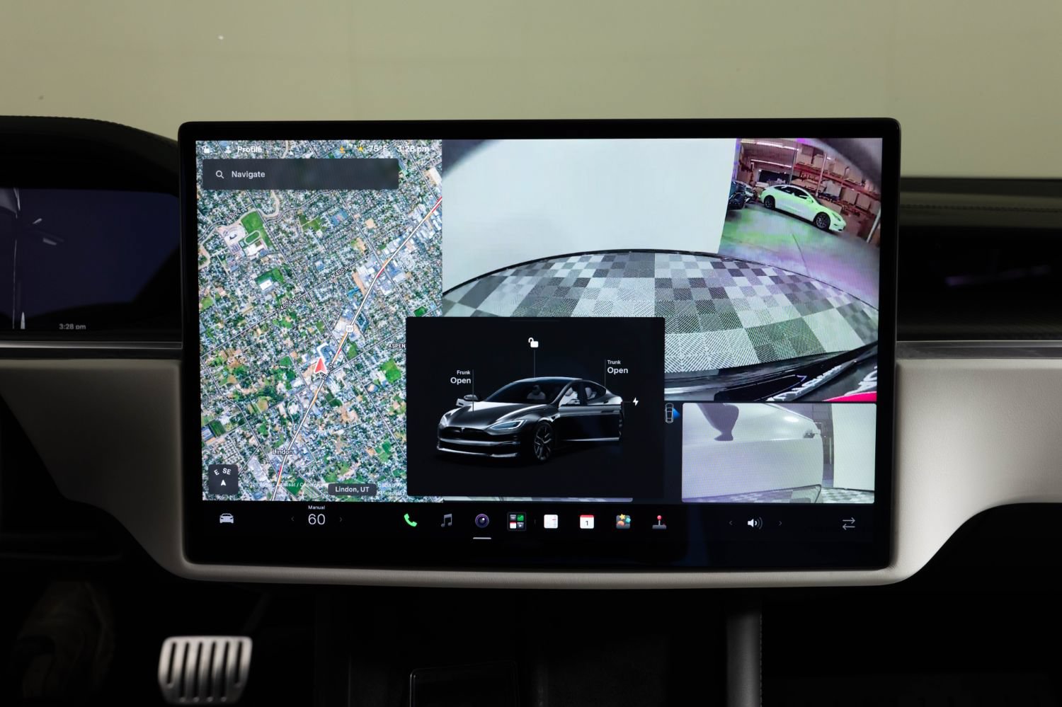 Used 2021 Tesla Model S Plaid AWD/4WD image 34