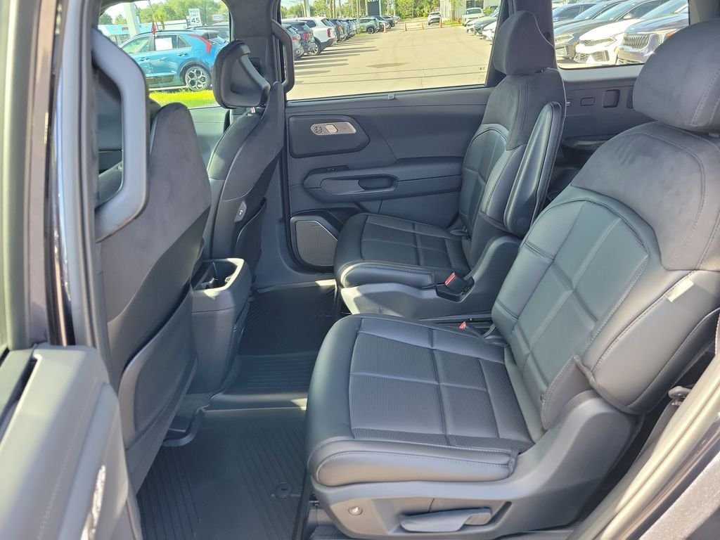 New 2027 Kia Telluride X-Line SX Prestige AWD/4WD image 16