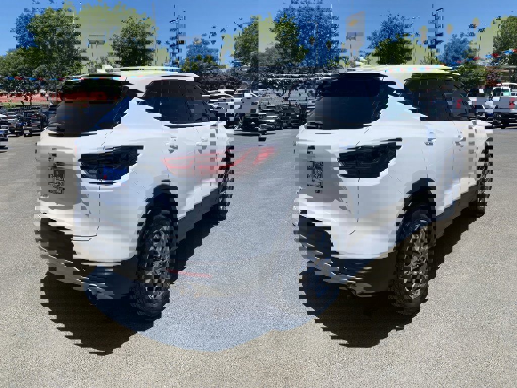 Used 2023 Chevrolet Blazer LT image 8