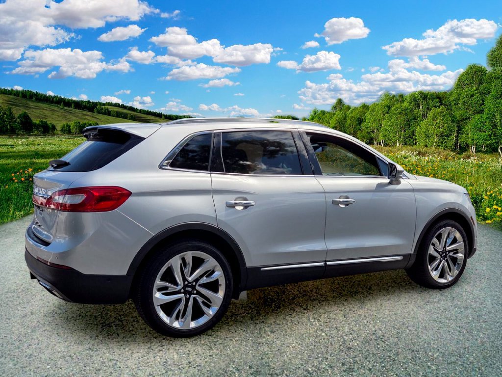 Used 2018 Lincoln MKX Reserve w/ Driver Assistance Package FWD image 6