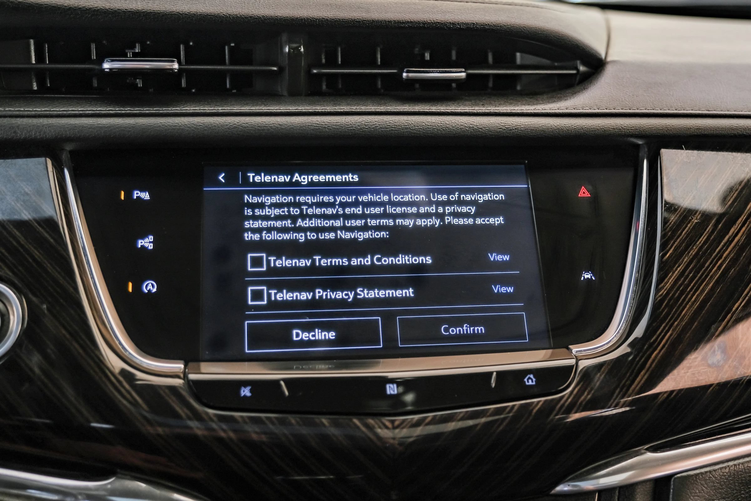Used 2020 Cadillac XT6 Premium Luxury FWD image 27