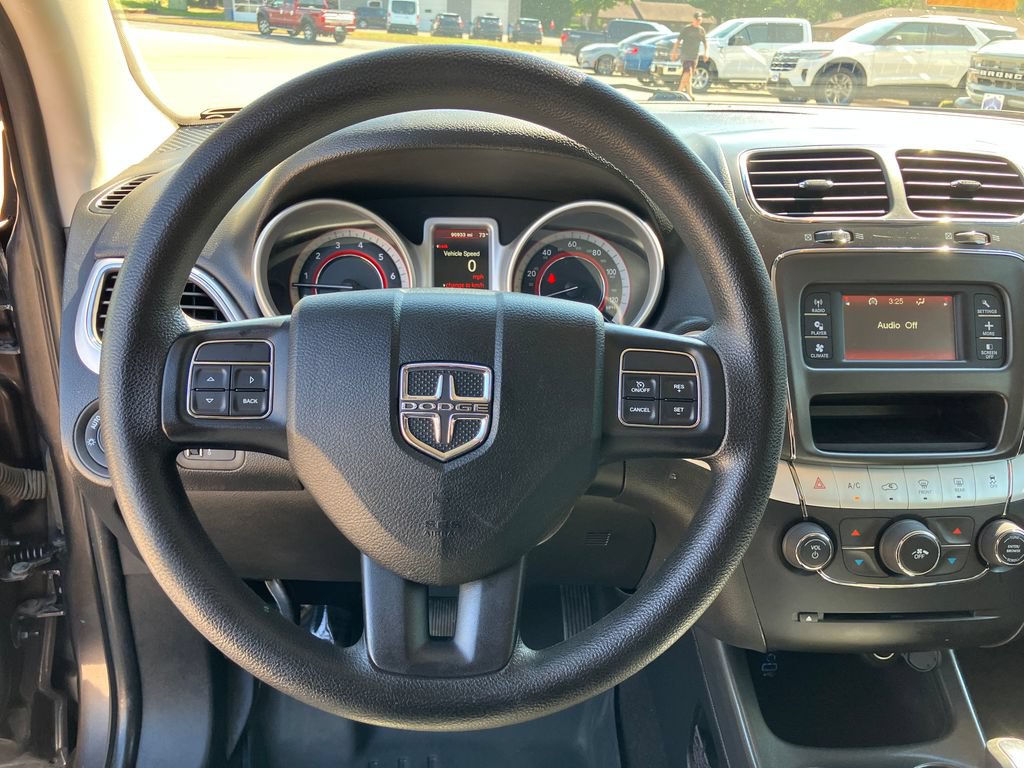 Used 2018 Dodge Journey SXT w/ Blacktop Package FWD image 10