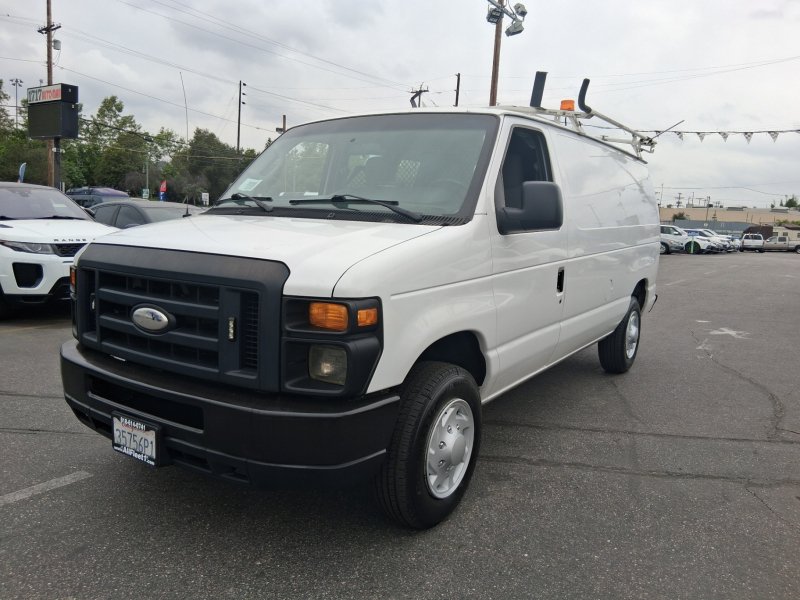 Used 2014 Ford E-150 and Econoline 150 w/ Power Group RWD image 3