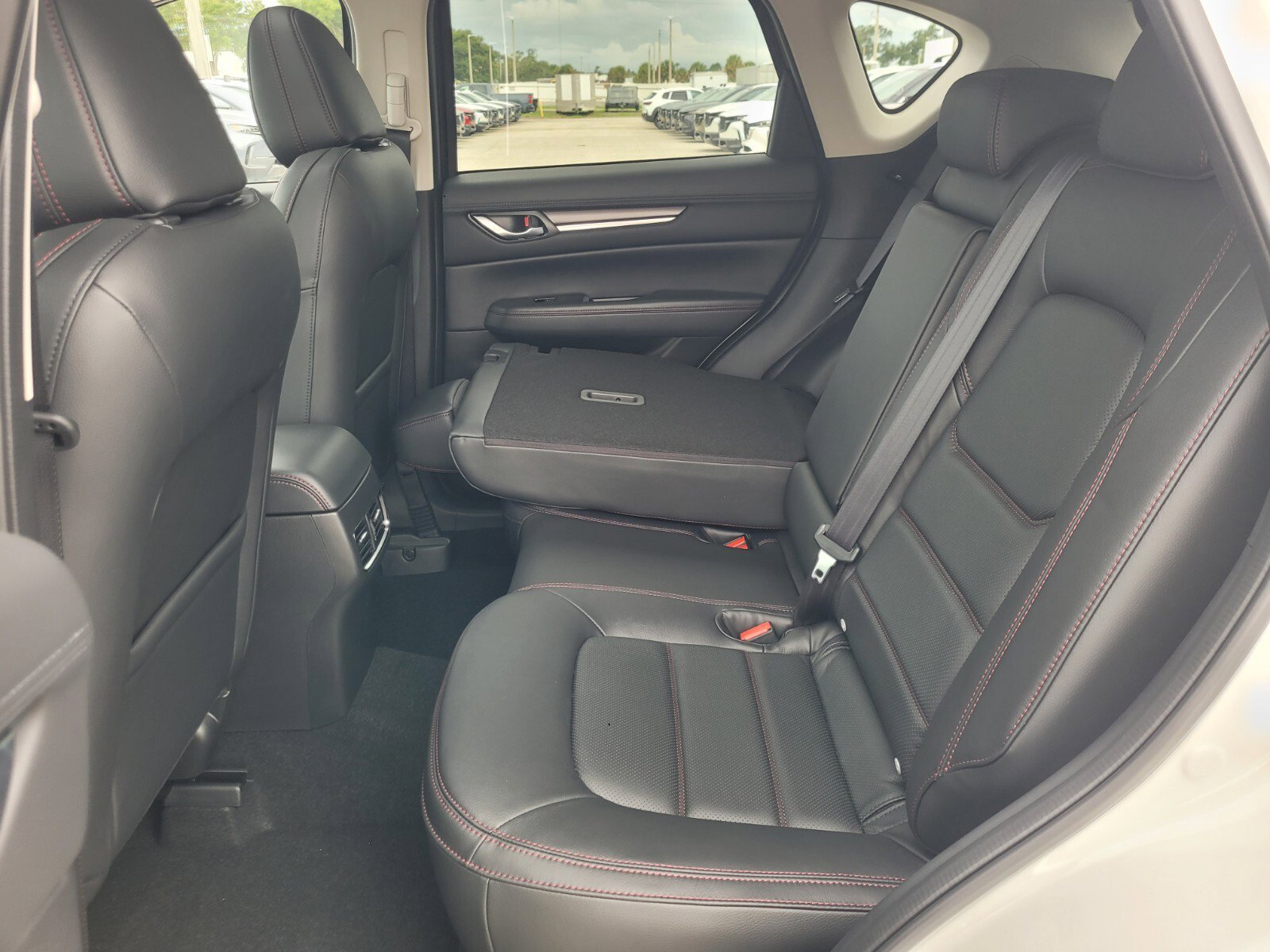 New 2025 MAZDA CX-5 Carbon Edition image 6