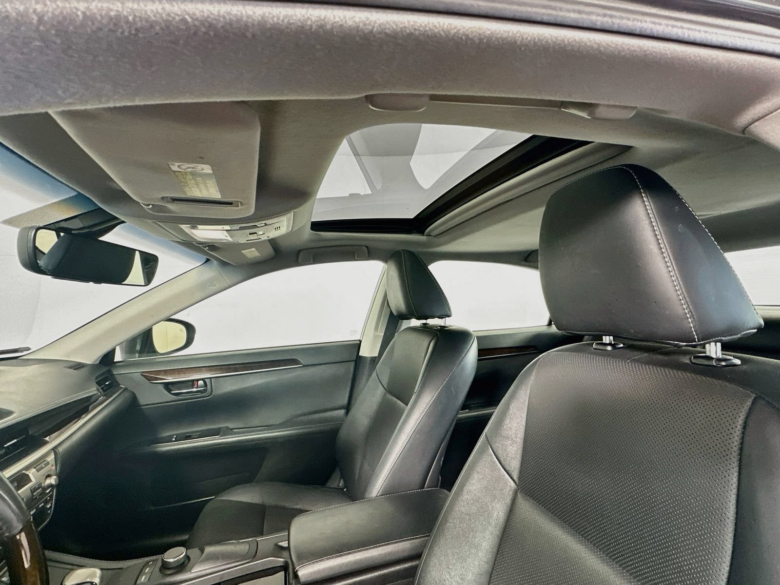 Used 2016 Lexus ES 350 w/ Premium Package w/Wood Trim FWD image 21
