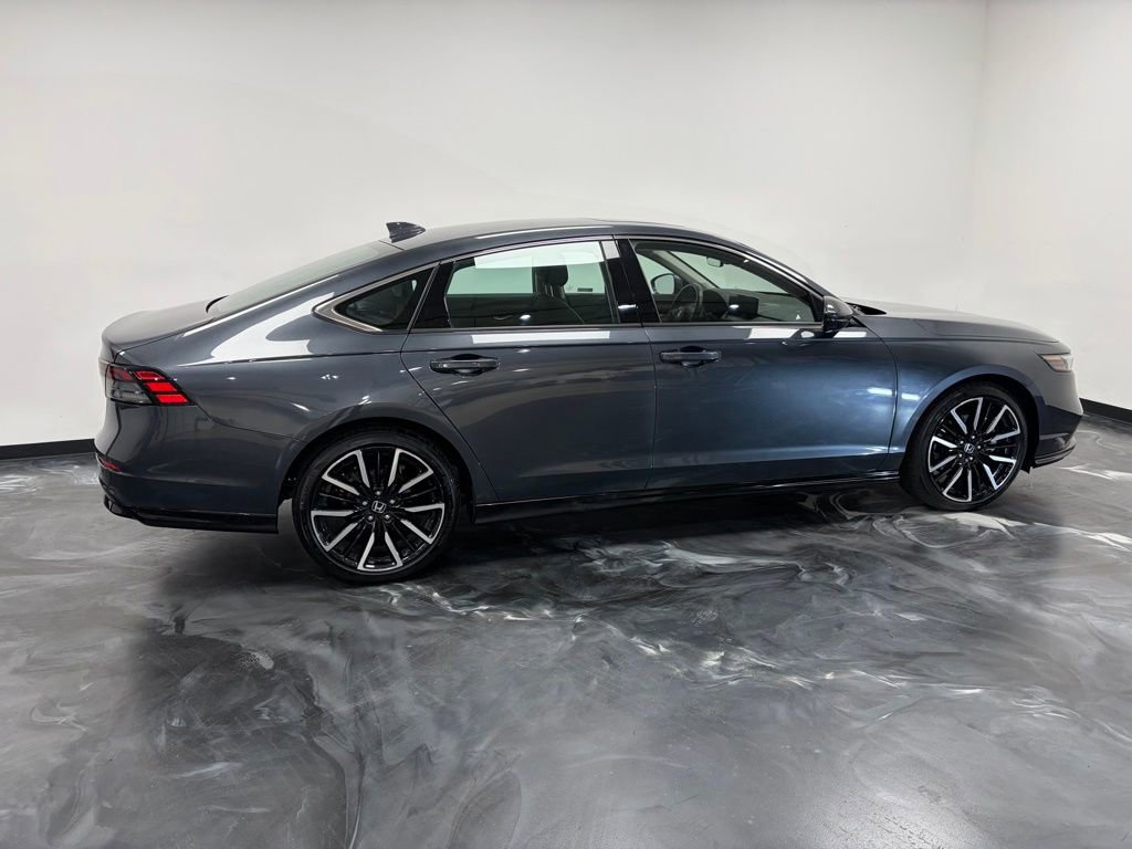 Used 2024 Honda Accord Touring image 18