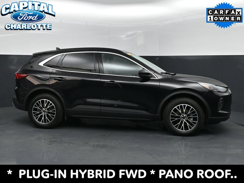 Used 2026 Ford Escape SE w/ PHEV Premium Package FWD image 27