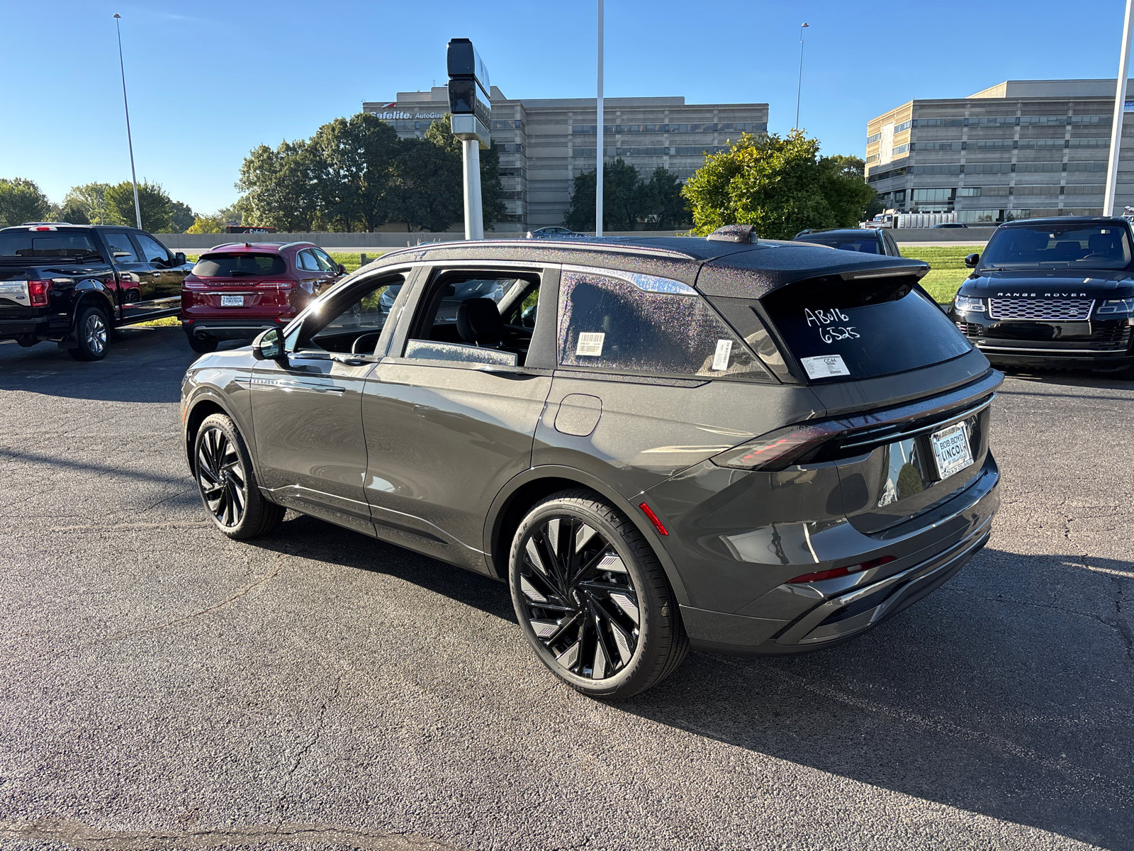 New 2026 Lincoln Nautilus Black Label image 5