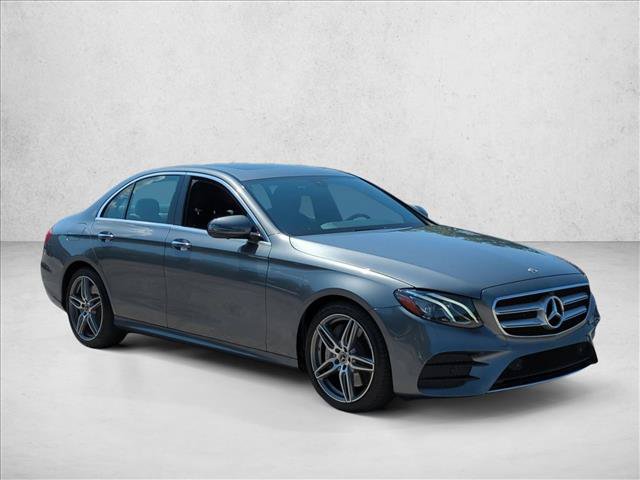 Used 2020 Mercedes-Benz E 450 4MATIC Sedan image 3