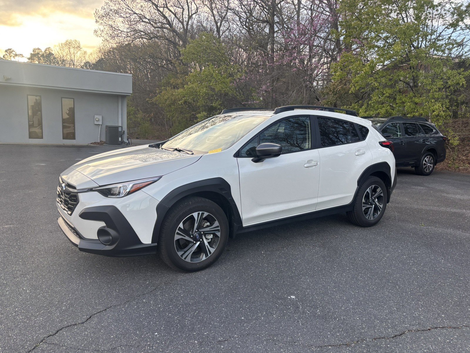 Used 2025 Subaru Crosstrek 2.0i Premium image 2