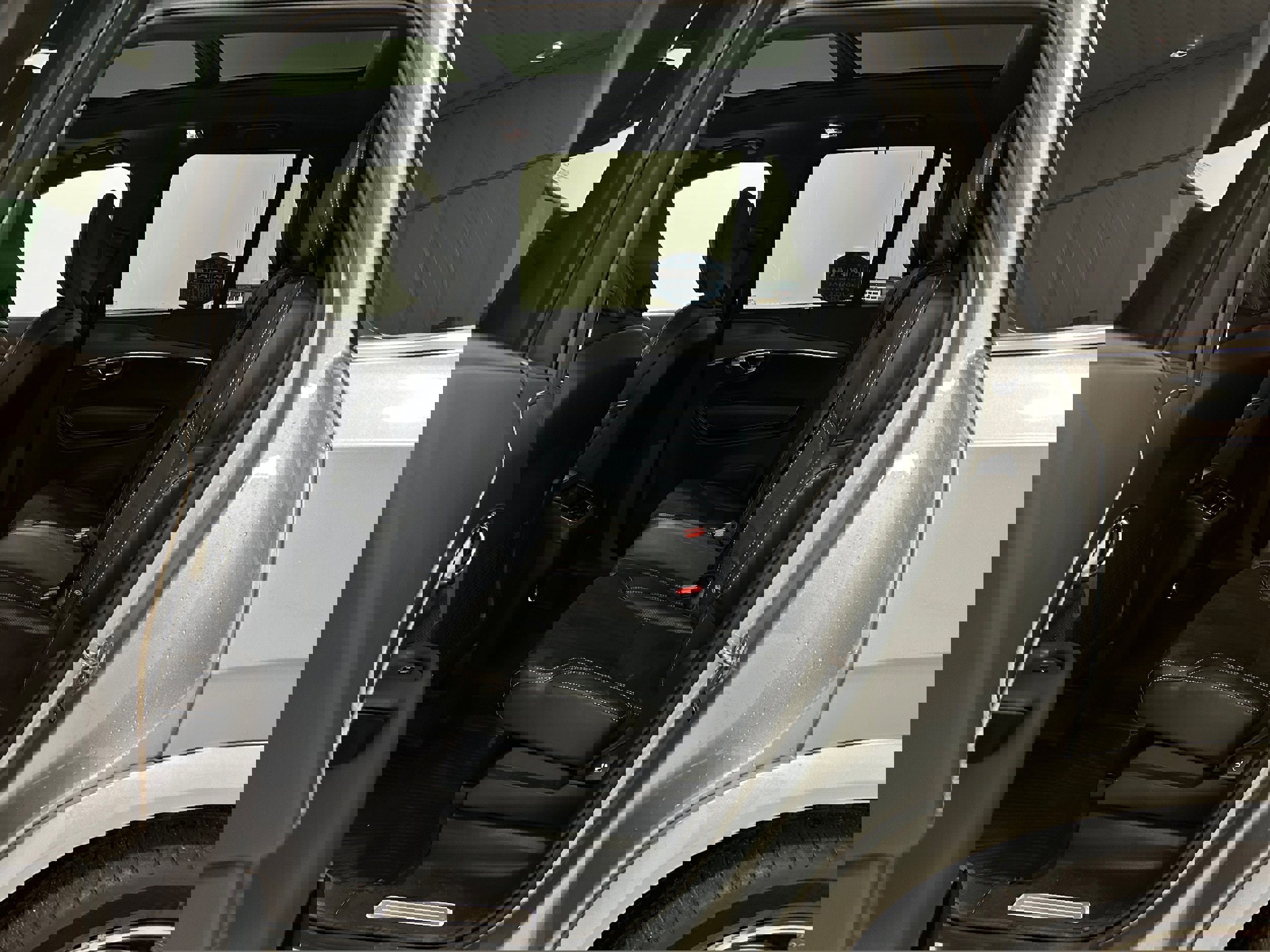 Used 2019 Volvo XC90 T6 R-Design w/ Advanced Package image 27