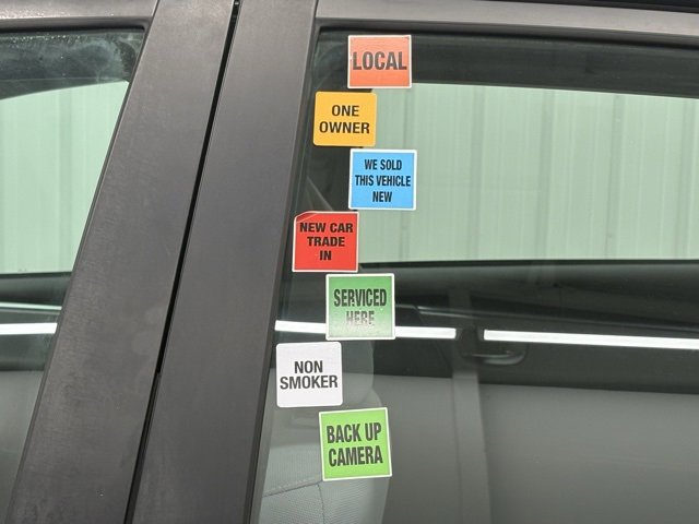 Used 2015 Toyota Corolla LE image 8