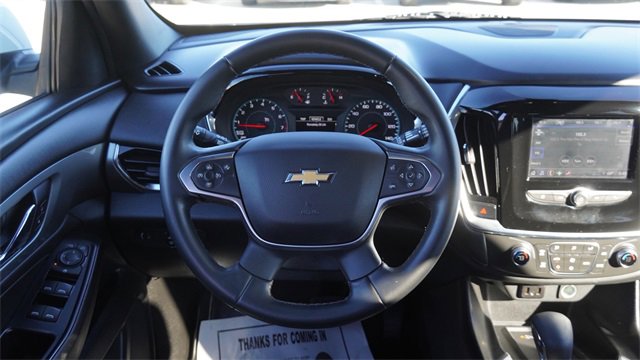 Used 2023 Chevrolet Traverse LT image 19