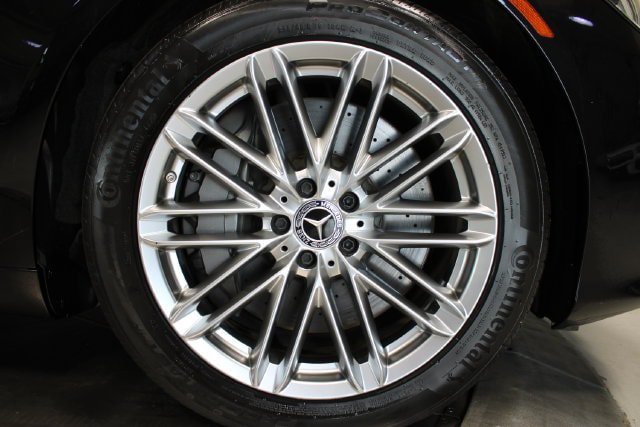 Used 2021 Mercedes-Benz S 580 4MATIC Sedan w/ Warmth & Comfort Package image 38