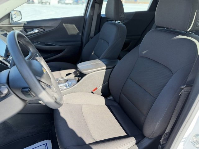 Used 2024 Chevrolet Malibu LT image 18