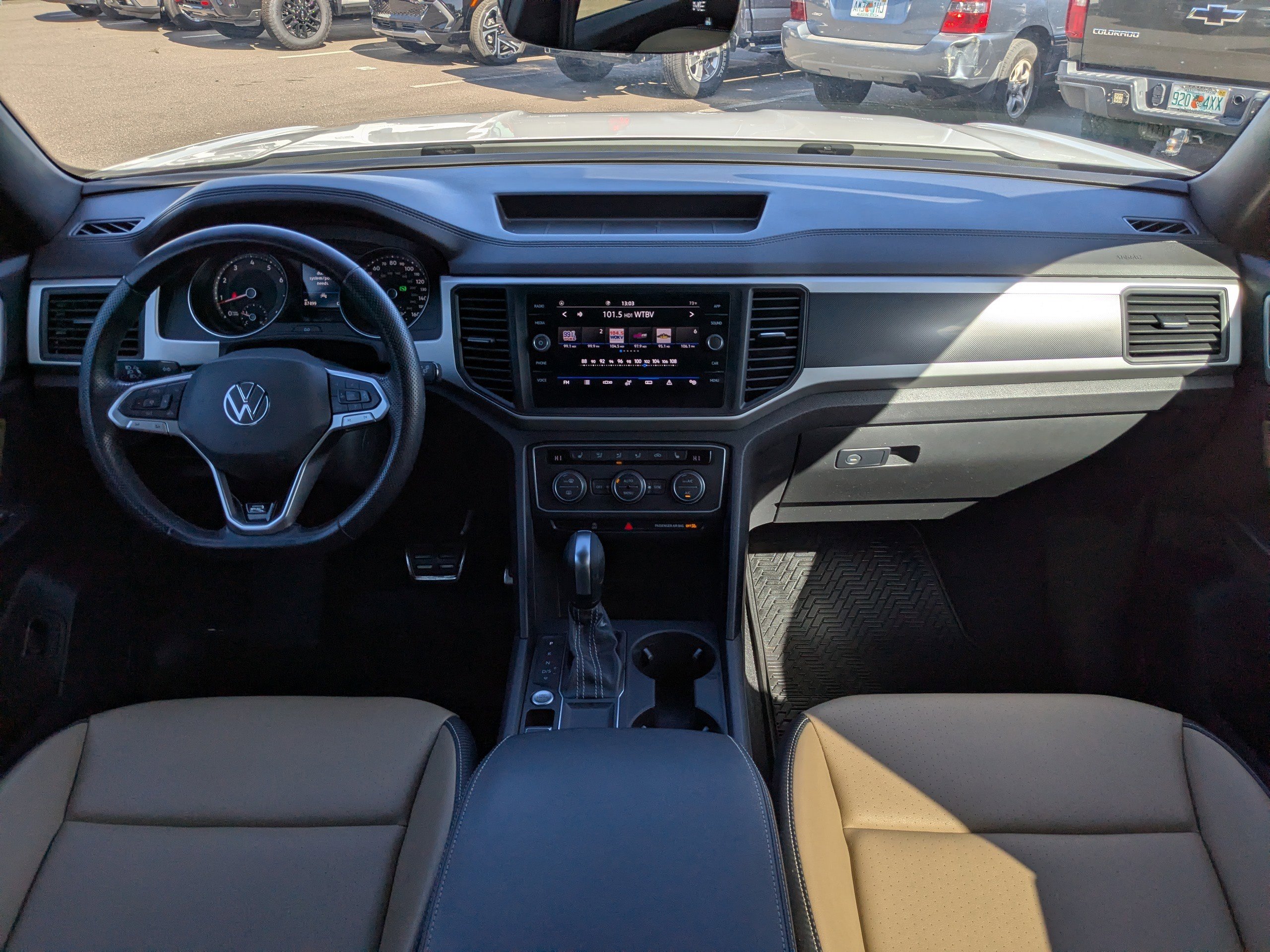 Used 2021 Volkswagen Atlas Cross Sport SE image 16