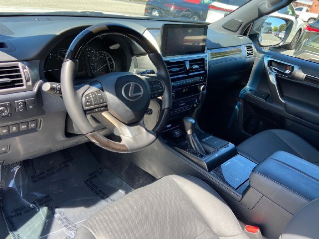 Certified 2023 Lexus GX 460 Premium w/ Premium Package AWD/4WD image 24