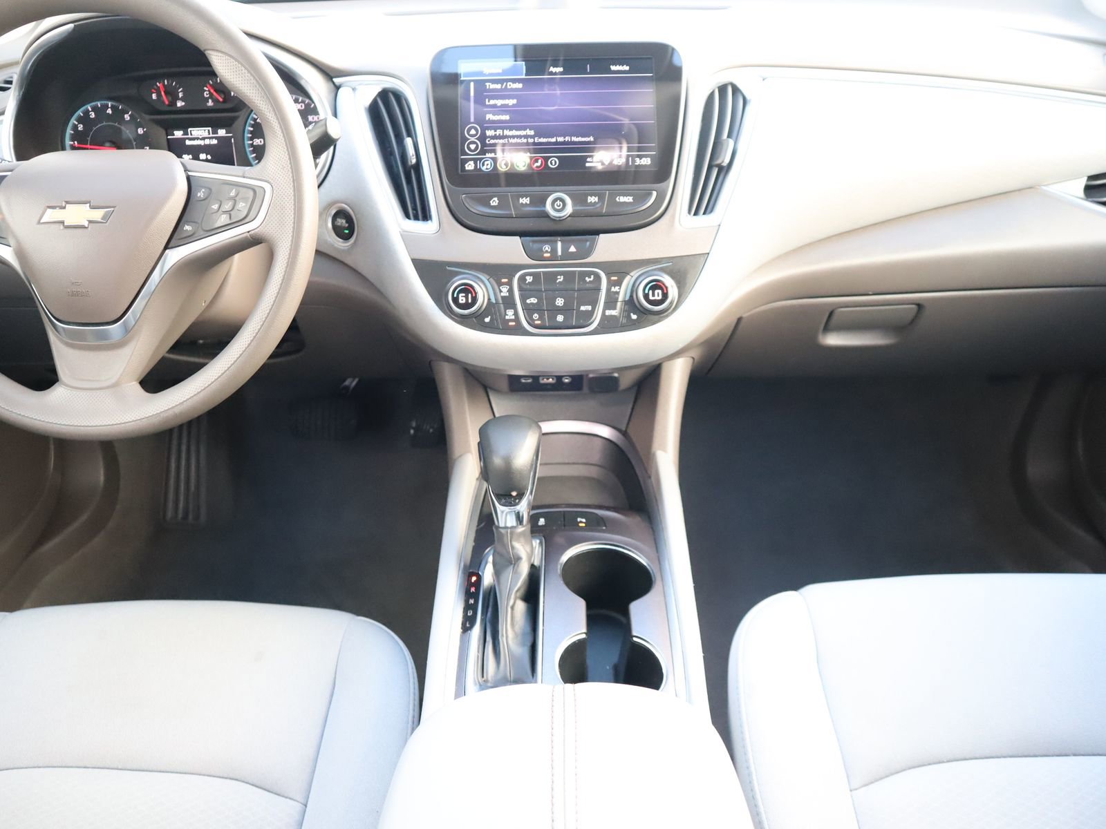 Used 2021 Chevrolet Malibu LT image 27