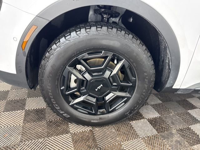 Used 2024 Kia Sorento SX Prestige w/ Sage Leather Package image 31