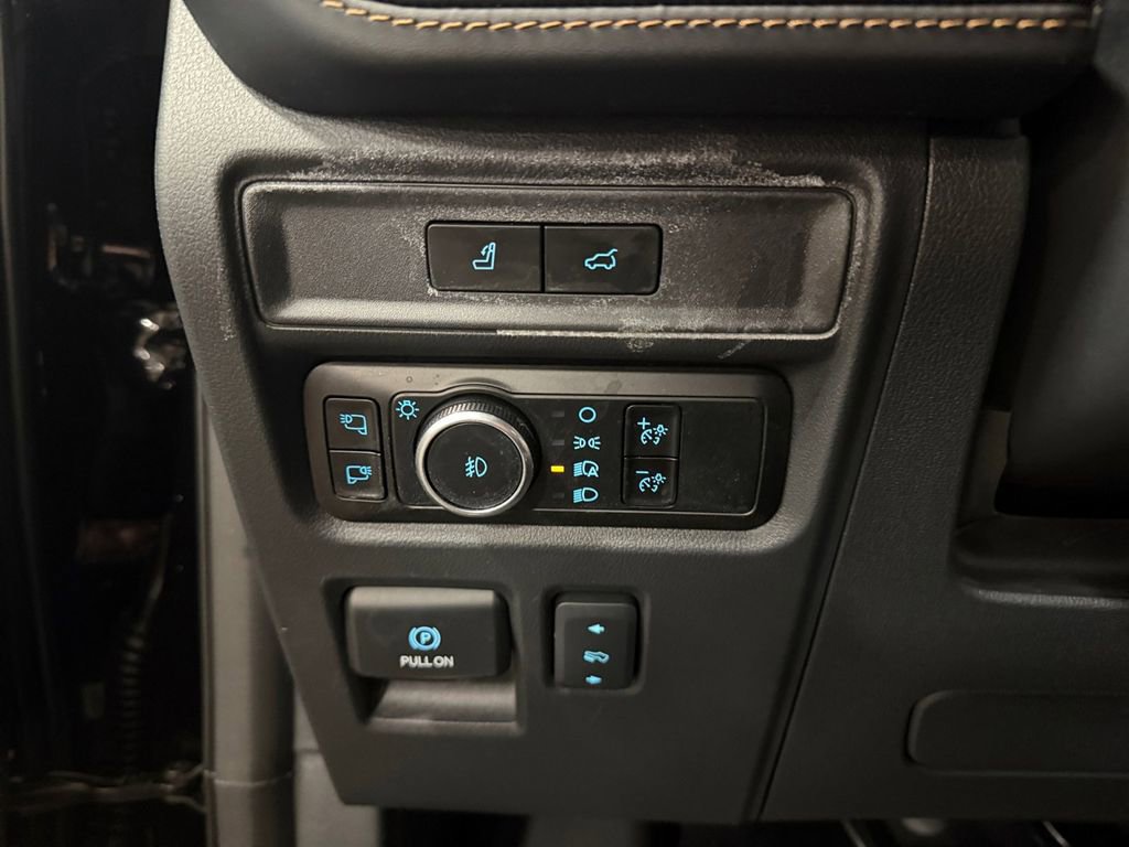 Used 2024 Ford Expedition Max Platinum image 32