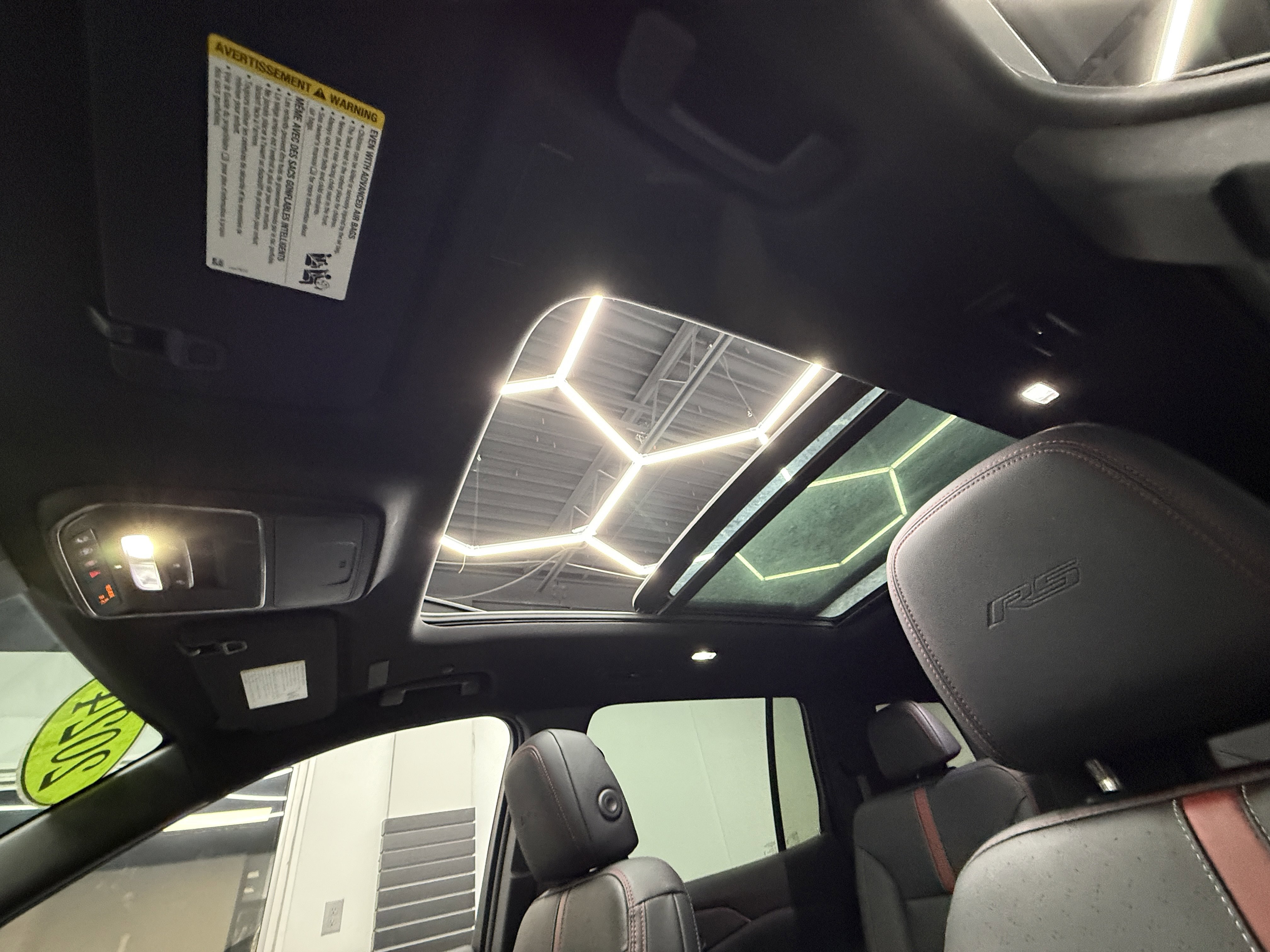 Used 2024 Chevrolet Traverse RS image 13