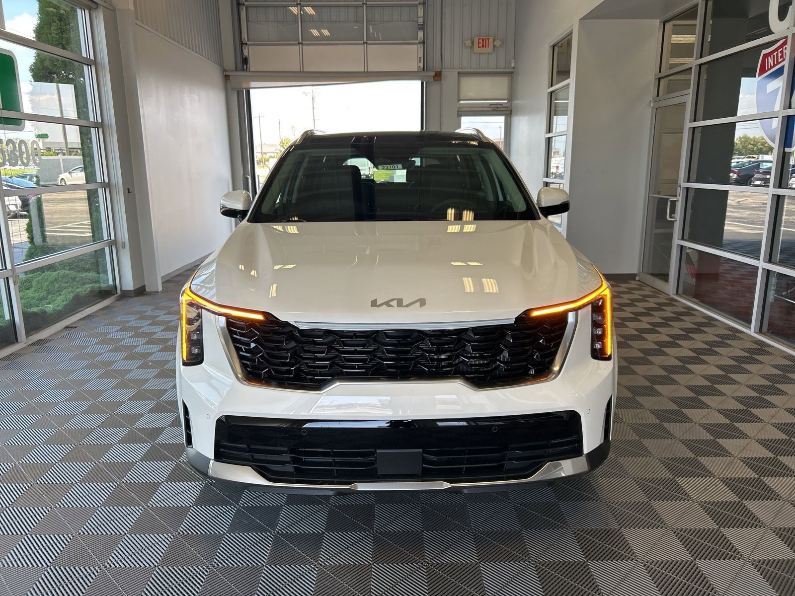 New 2025 Kia Sorento EX w/ EX Panoramic Sunroof Package image 2