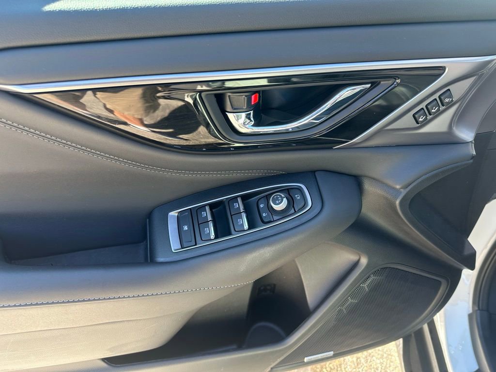 Used 2025 Subaru Outback Touring image 23