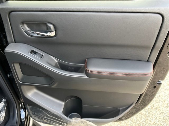 New 2025 Nissan Frontier PRO-4X w/ Pro Premium Package image 18