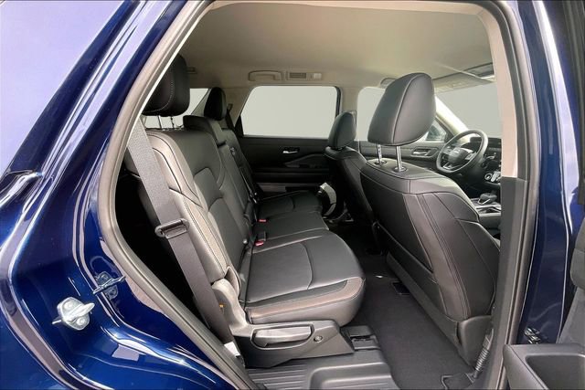 New 2026 Nissan Pathfinder SL image 10