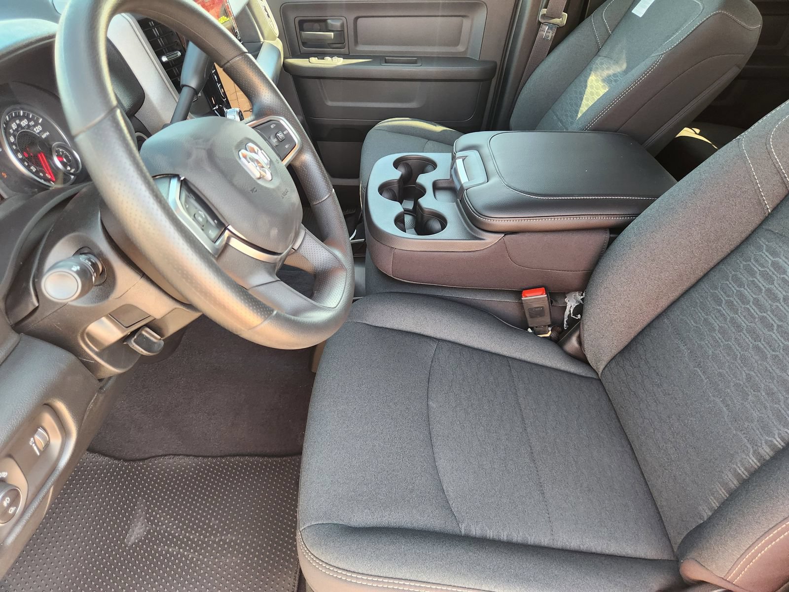New 2026 RAM 2500 Tradesman AWD/4WD image 12