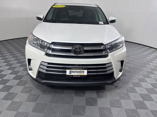 Used 2018 Toyota Highlander Limited Platinum image 8