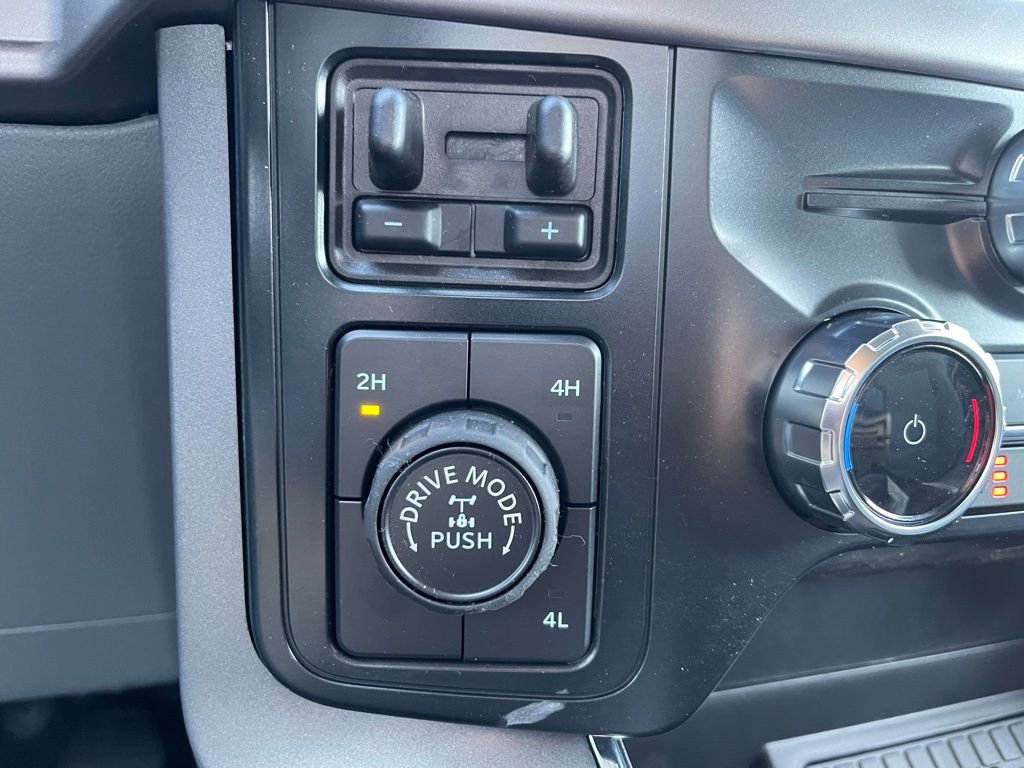 New 2025 Ford F150 XLT w/ Equipment Group 302A MID image 20