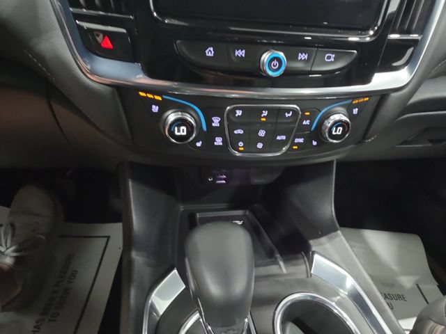 Used 2023 Chevrolet Traverse High Country w/ LPO, Floor Liner Package AWD/4WD image 15