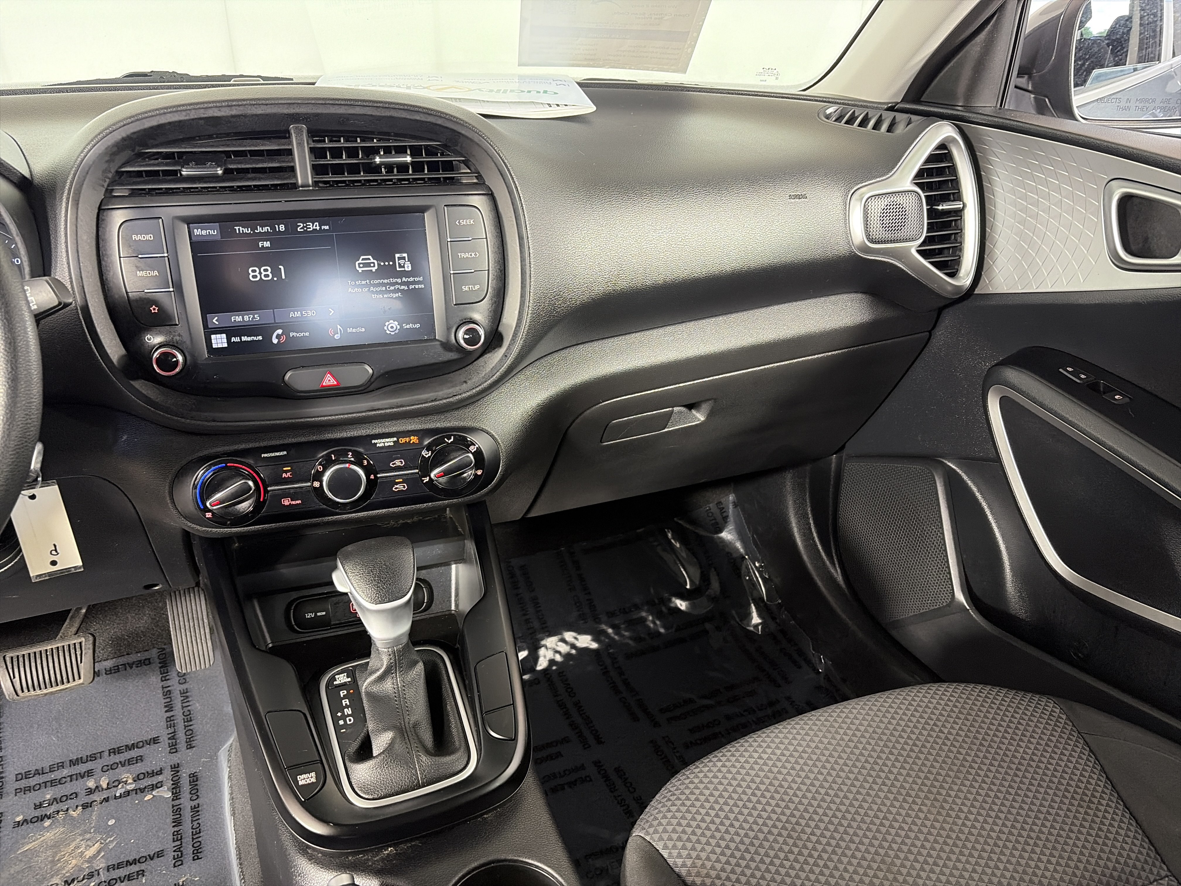 Certified 2022 Kia Soul LX w/ Technology Package FWD image 4