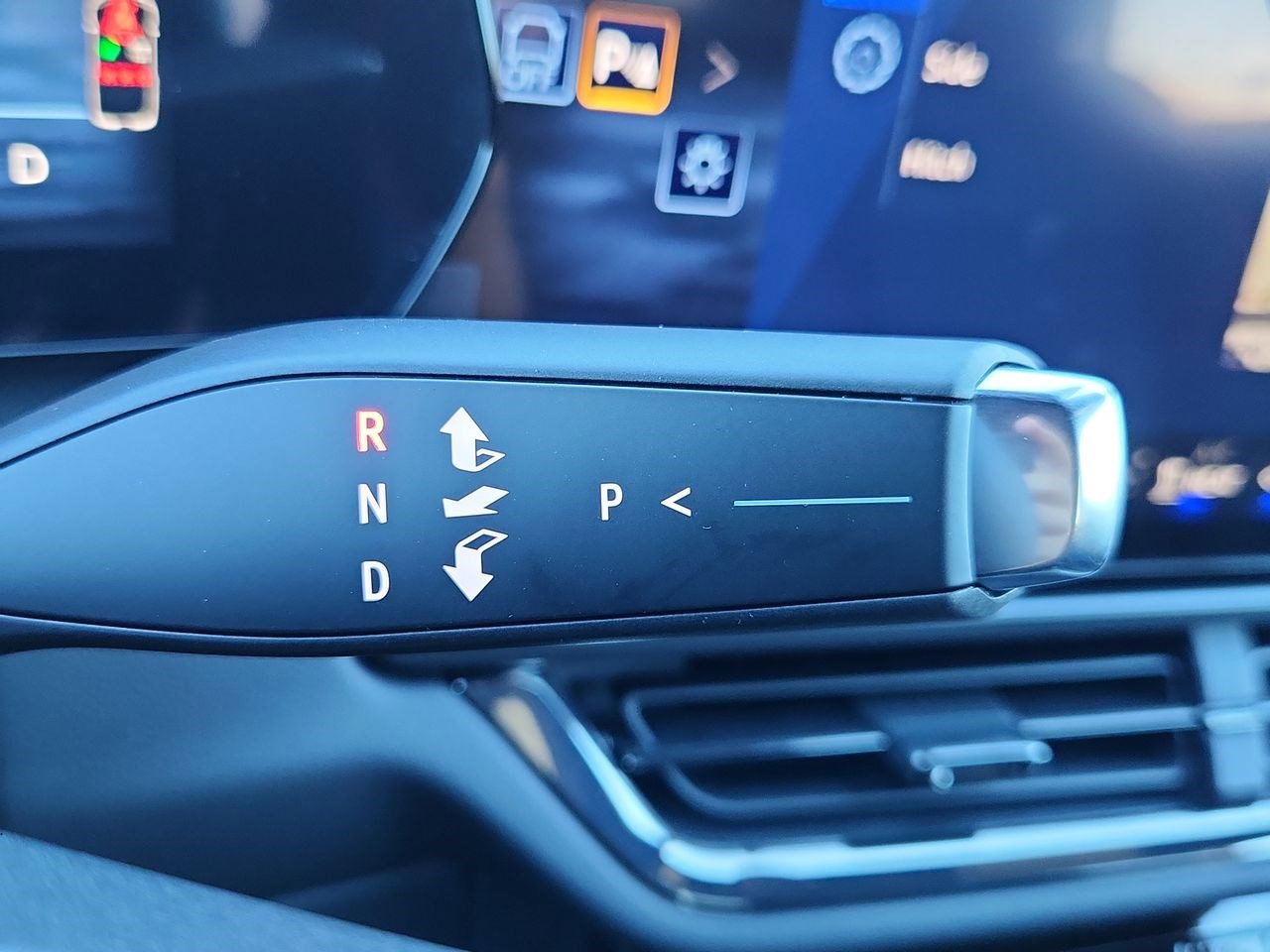 New 2026 Chevrolet Equinox EV RS image 22