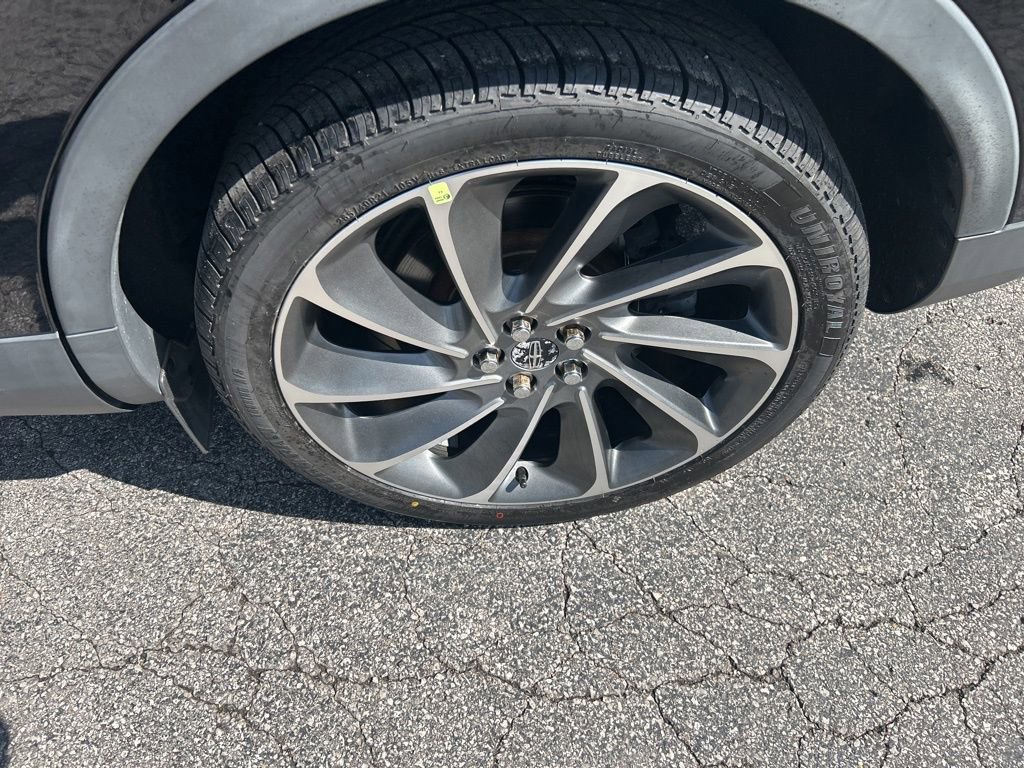 Used 2019 Lincoln Nautilus Reserve w/ Ultimate Package AWD/4WD image 32