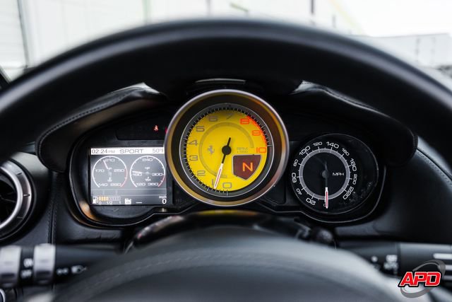 Used 2014 Ferrari California image 9