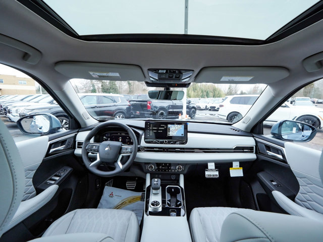 New 2026 Mitsubishi Outlander SEL AWD/4WD image 36