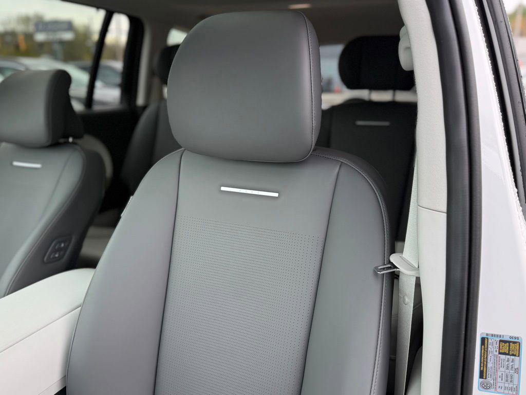 New 2026 Hyundai Ioniq 9 Limited image 22