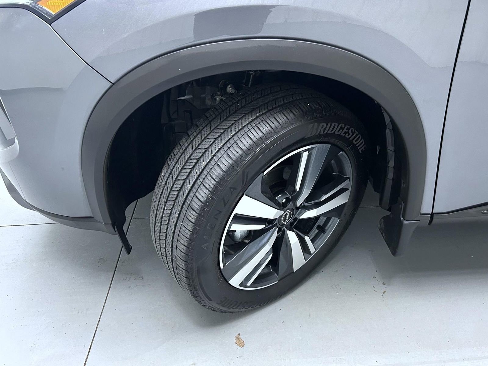 Used 2024 Nissan Rogue SL w/ SL Premium Package image 23