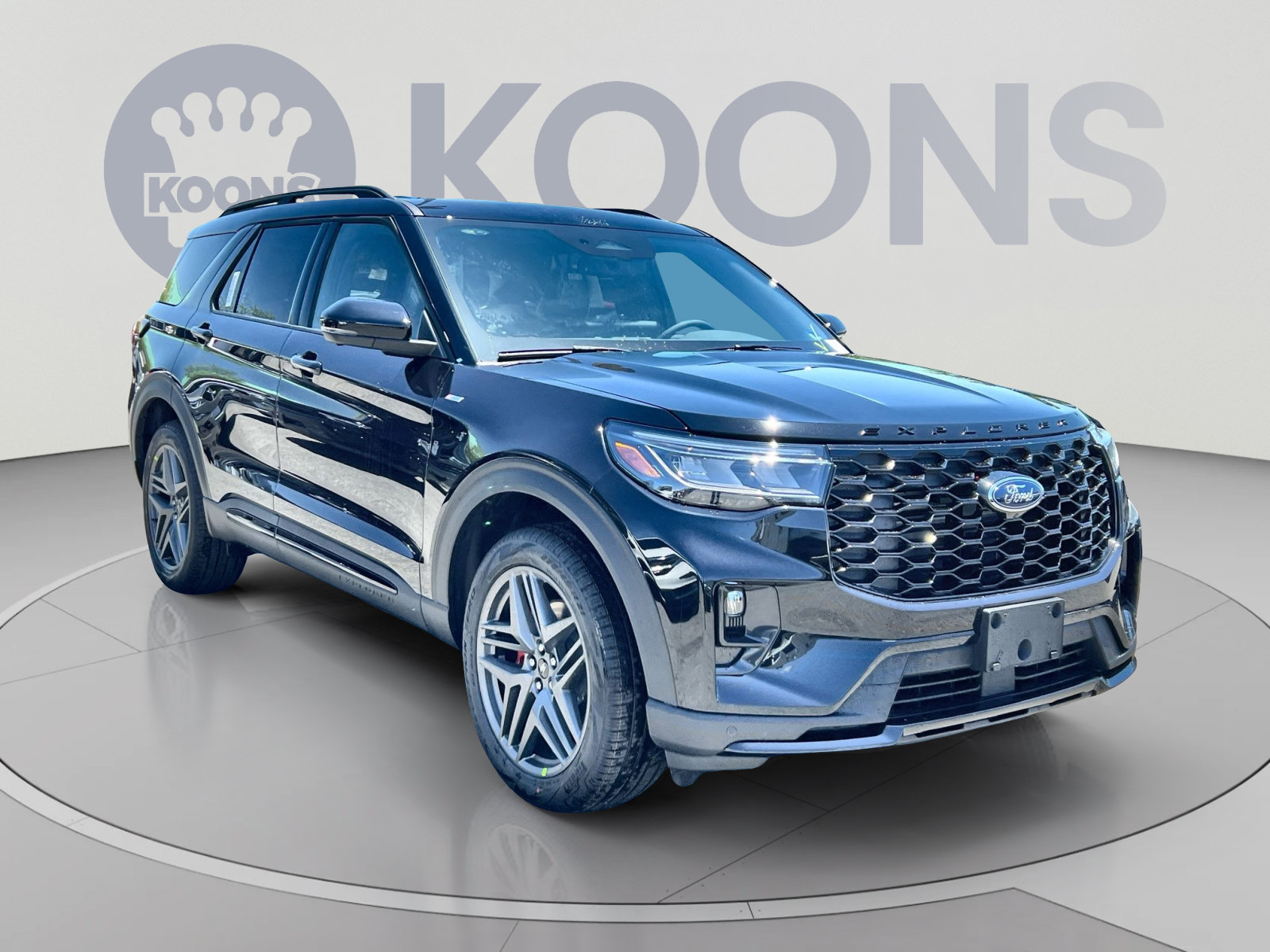 New 2026 Ford Explorer ST-Line w/ ST-Line Street Pack AWD/4WD image 2