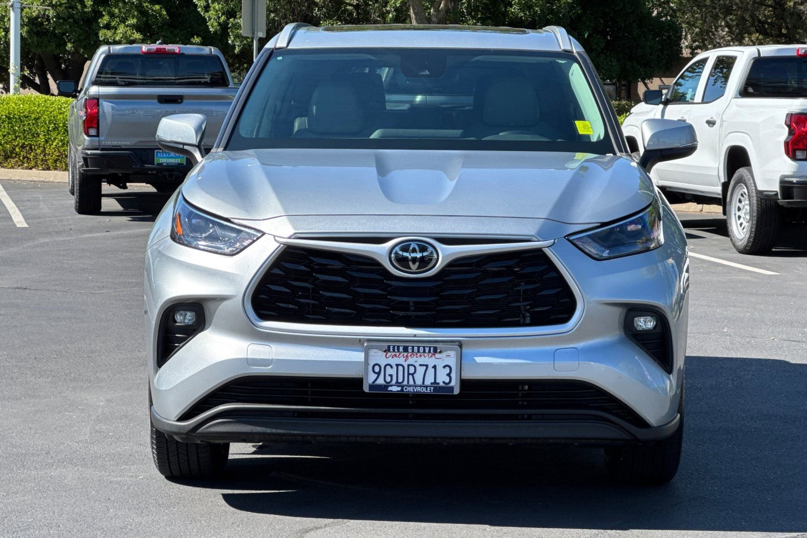 Used 2023 Toyota Highlander XLE image 8