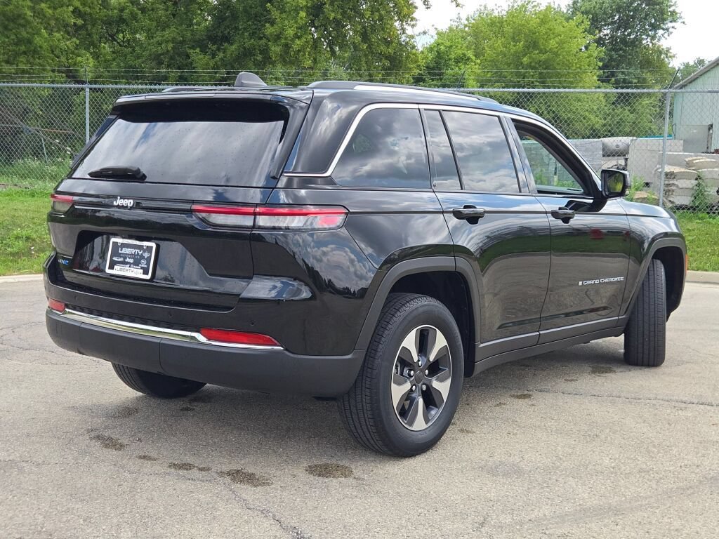 Certified 2022 Jeep Grand Cherokee Limited 4xe AWD/4WD image 13
