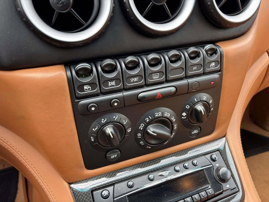 Used 2005 Ferrari 575M Maranello Superamerica image 46