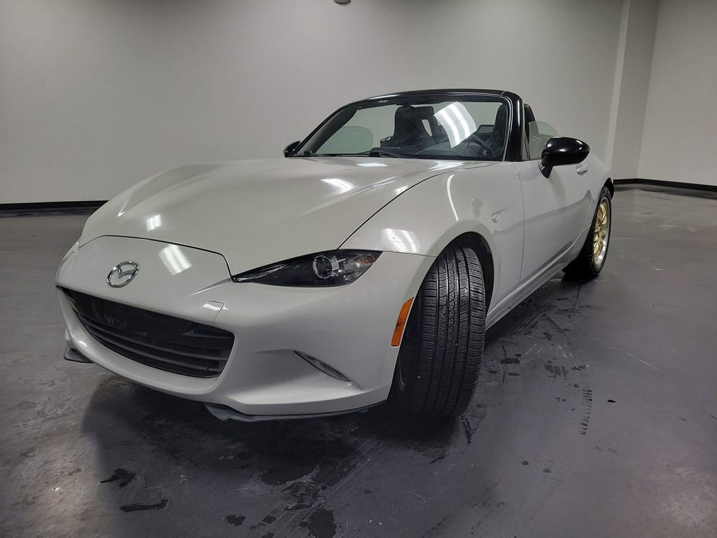 Used 2019 MAZDA MX-5 Miata Sport image 5