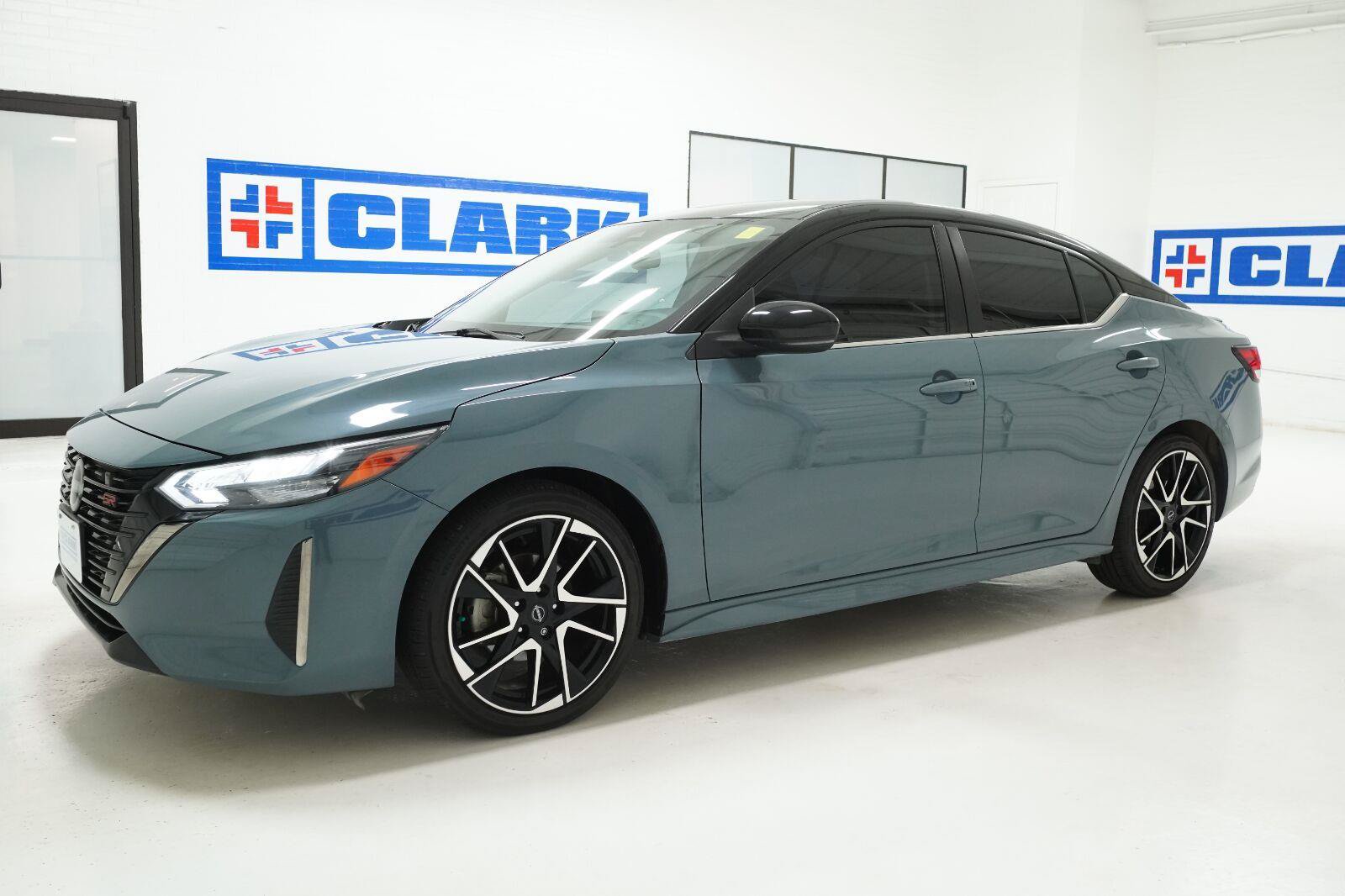 Used 2024 Nissan Sentra SR FWD image 28