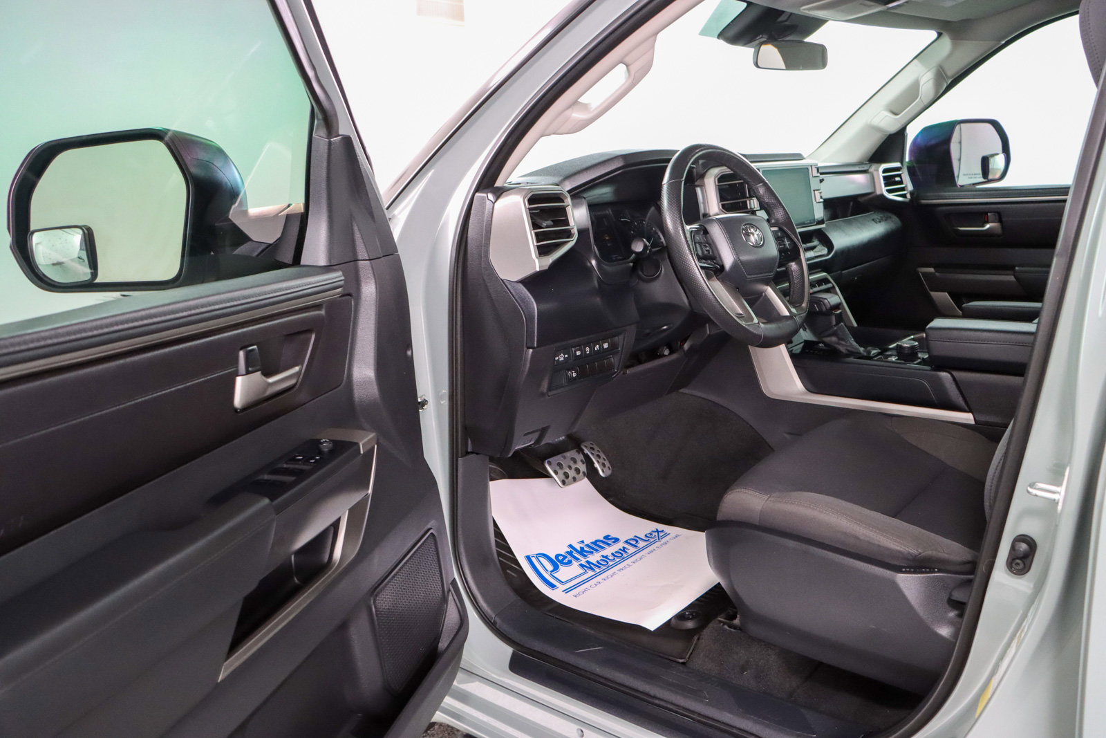 Used 2024 Toyota Tundra SR5 w/ TRD Off-Road Package image 4