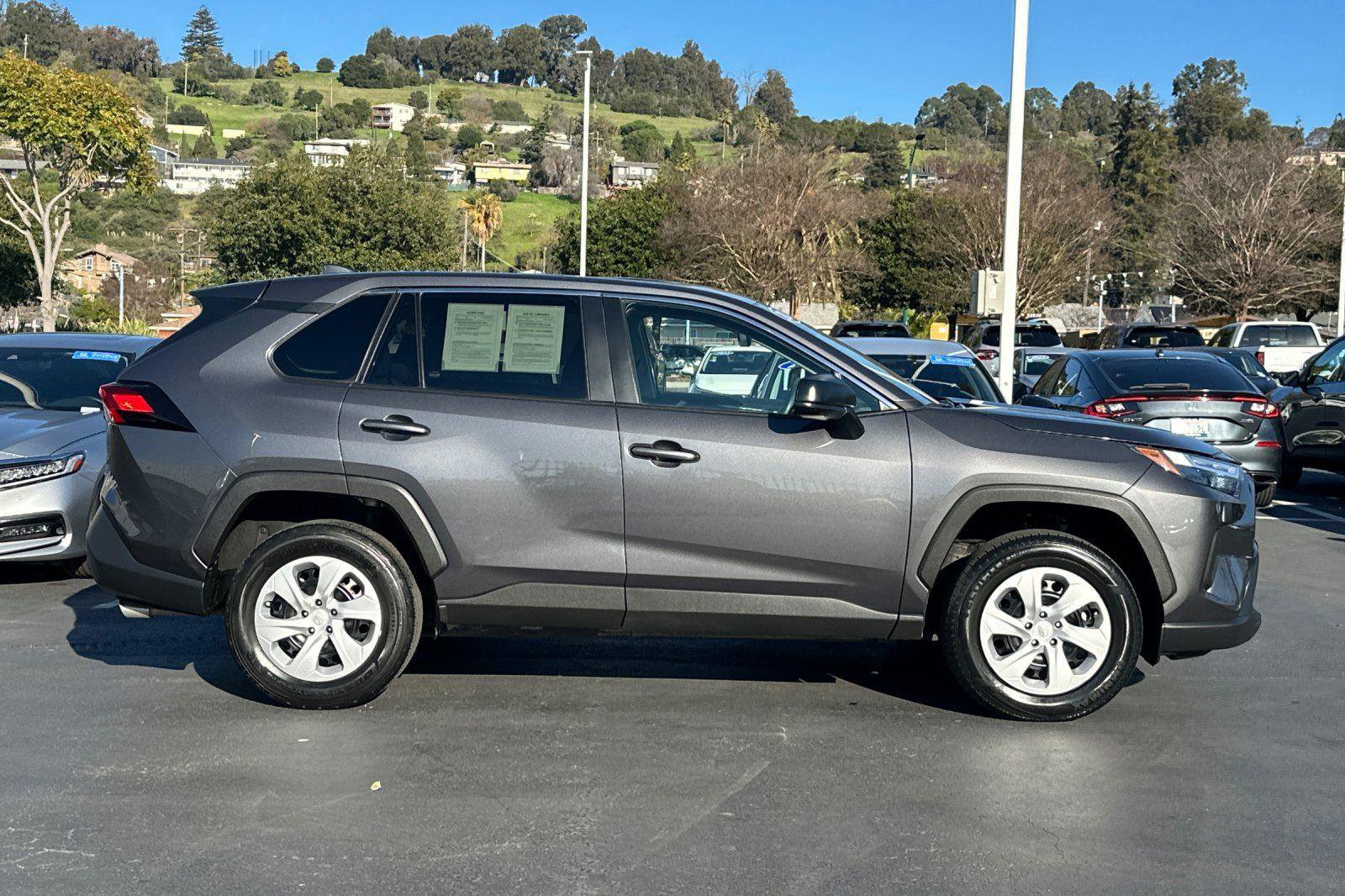 Used 2024 Toyota RAV4 LE image 2