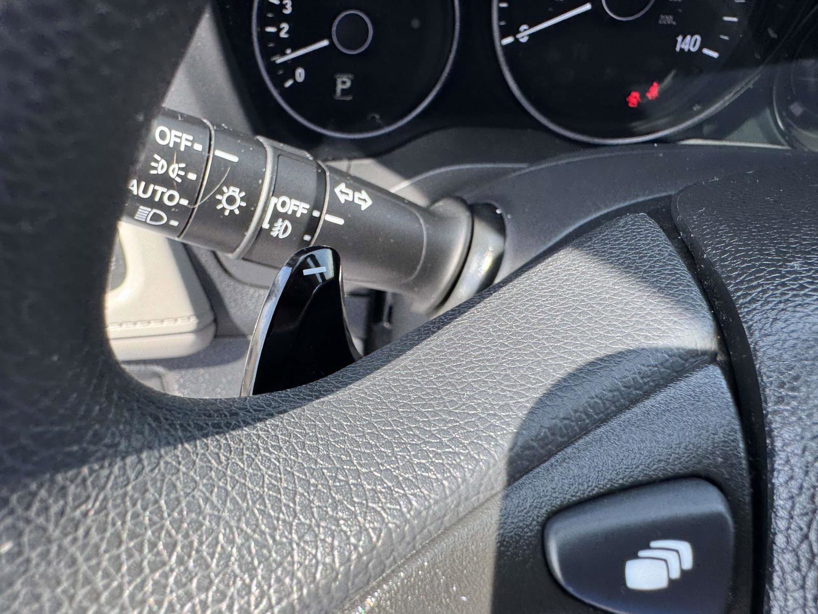 Used 2018 Honda HR-V EX image 25