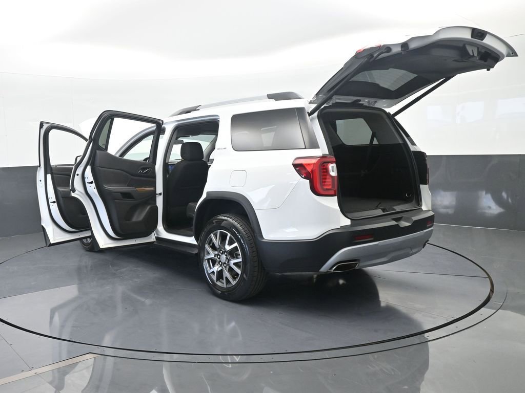 Used 2022 GMC Acadia SLE w/ Driver Convenience Package image 80